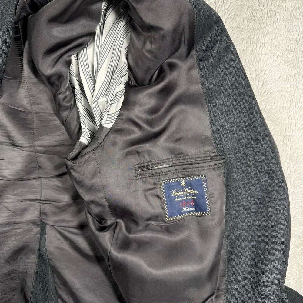 Brooks Brothers 1818 Madison 48L 43W Black Wool Two‎ Button Sport Coat USA
